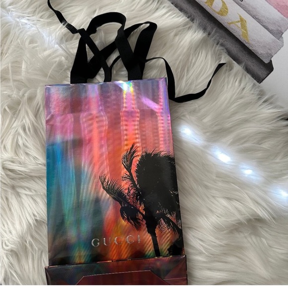 ⚜️GUCCI Holiday 2019 Limited Edition Collectors Palm Tree Hologram Shoppin… - Picture 4 of 9